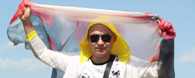 痘痘皮肤能不能使用防晒霜呢(脸上有痘痘可以使用防晒霜吗)