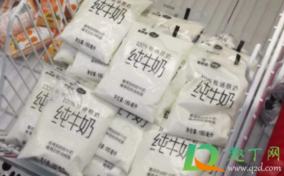 牛奶鼓包了还能喝吗(奶粉鼓包了还能喝吗)