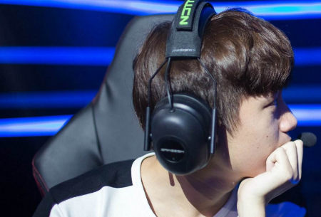 主教练正在热身什么梗出自哪