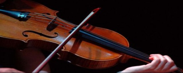 如何使用小提琴调音器(小提琴调音器如何调音)