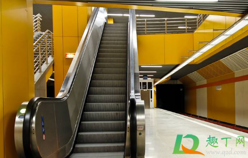 2021元旦跨年地铁会延迟关闭吗(2020跨年地铁延时)