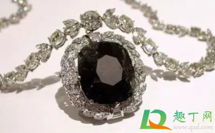 黑钻石是钻石吗(黑钻石是什么样子的)