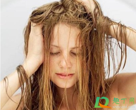 头发出油厉害怎么办(青春期头发出油厉害怎么办) 头发出油厉害怎么办(青春期头发出油厉害怎么办)