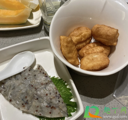 海底捞油条加虾滑好吃吗(海底捞用什么虾滑)