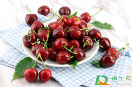 车厘子梗掉了还能吃吗(车厘子洗的时候要把梗摘掉吗)
