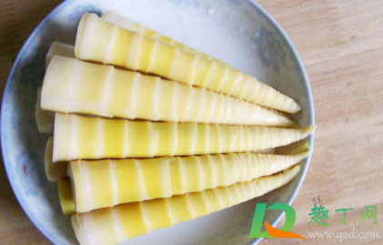 竹笋用什么水泡最好(竹笋拿什么水来泡)