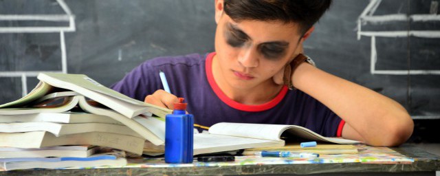 从n个不同元素中取出m个元素的一个排列(从n个不同元素中取出m个元素作圆形排列)