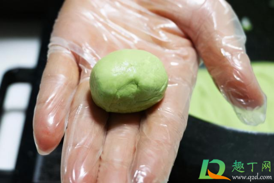 做奶枣的枣核怎么取出来(奶枣怎么弄)