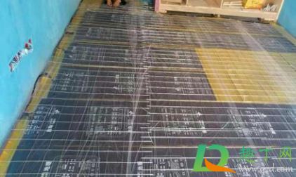 石墨烯地暖费电吗(石墨烯地暖真的省电吗)