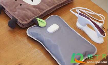 充电暖宝宝怎么用(怎么用充电宝给暖宝宝充电)