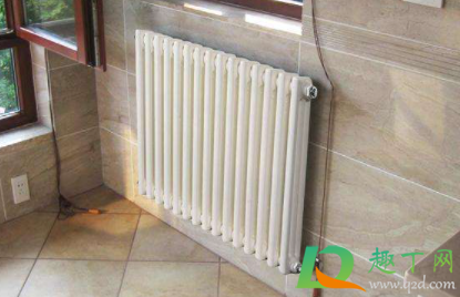 暖气不热怎么放水图解(家里暖气不热怎么放水图解)