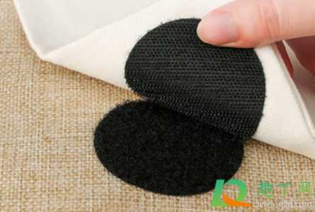 沙发垫怎么固定不会跑(沙发海绵坐垫跑怎么固定)