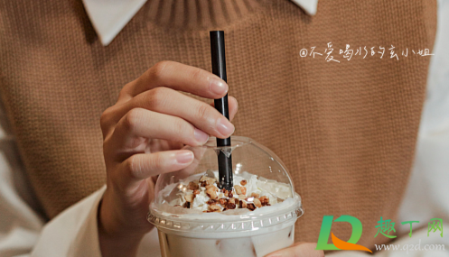 瑞幸圣诞新品如梦令功夫轻乳茶多少钱(瑞幸 功夫轻乳茶) 瑞幸圣诞新品如梦令功夫轻乳茶多少钱(瑞幸 功夫轻乳茶)