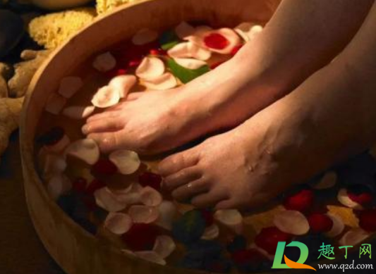 泡脚多长时间最好(每天泡脚多长时间最好) 泡脚多长时间最好(每天泡脚多长时间最好)