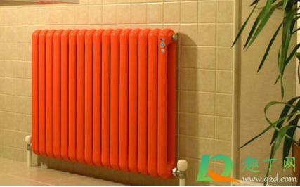 暖气片小眼漏水怎么先让水停下来(暖气有小眼漏水怎么办)