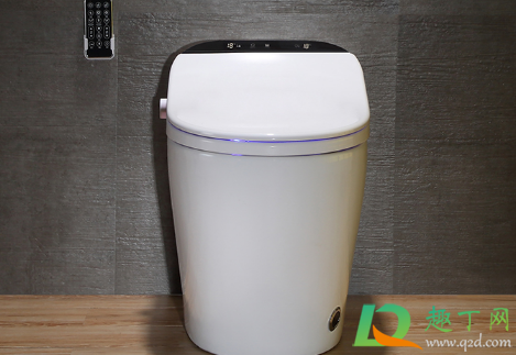 袜子掉马桶里冲走了怎么办(不小心把袜子冲进了马桶怎么办)