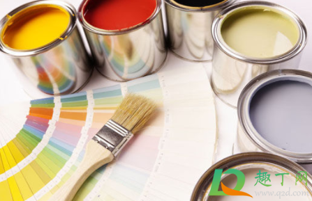 牛仔裤有油漆用松节油能洗干净吗(休闲裤上的油漆怎么洗掉)