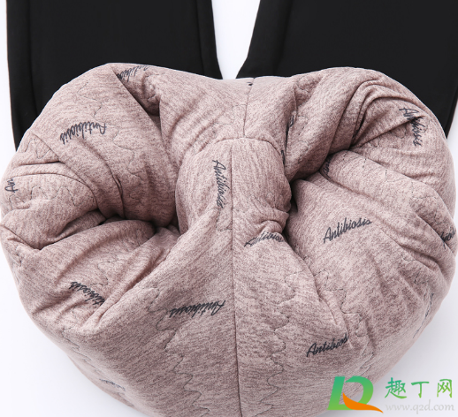 蚕丝保暖裤能贴身穿吗(蚕丝棉裤到底保暖么)