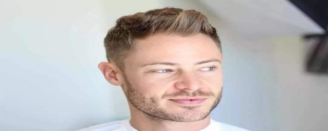 头发稀少适合的发型(头发稀少适合的发型男)