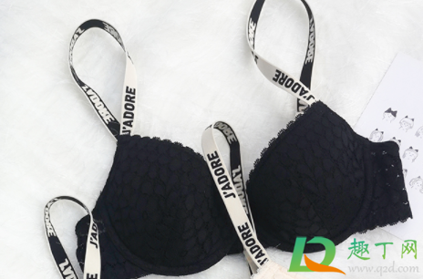 内衣空杯是什么样的(内衣有空杯)