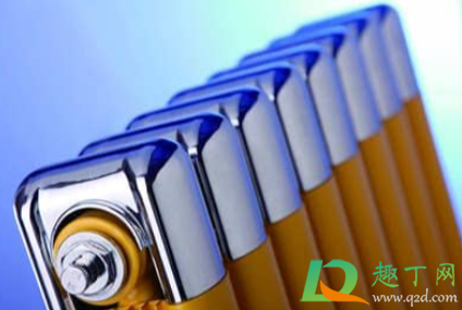 老暖气片下面不热如何解决(暖气片上面不热怎么办)