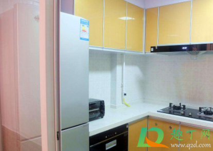 冰箱靠墙最小距离是多少(冰箱要离墙多少公分合适)