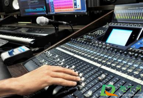 偷录音违法吗(警察录口供我偷偷录音违法吗)