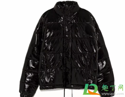 羽绒服涂层脱落能不能穿(羽绒服防水涂层) 羽绒服涂层脱落能不能穿(羽绒服防水涂层)