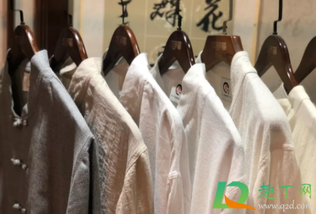 亚麻衣服皱了怎么弄平(亚麻布皱了怎么弄平)