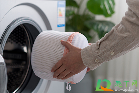 文胸有必要用洗衣袋洗吗(文胸可以洗吗) 文胸有必要用洗衣袋洗吗(文胸可以洗吗)