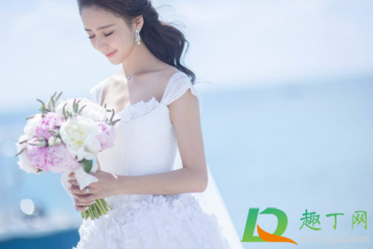 婚纱什么材质几层纱比较好(婚纱的纱分为几种)