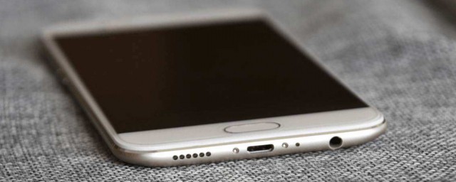 手机进水怎么办呢(手机进水该怎么办)