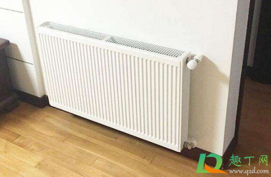 暖气不热放水是放进水管还是出水管(暖气不热放哪个水管的水)