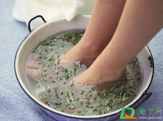 泡脚多长时间最好(每天泡脚多长时间最好)