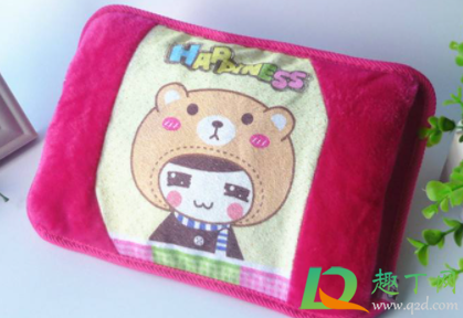 充电暖宝宝怎么用(怎么用充电宝给暖宝宝充电)