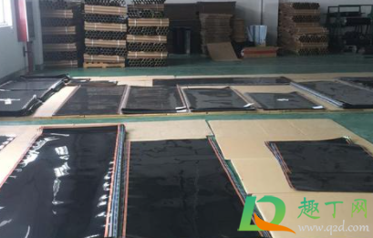 石墨烯地暖是什么样子(石墨烯地暖是怎么回事)