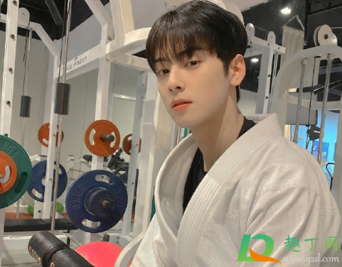 韩剧女神降临男主什么时候知道女主样子的(女神降临韩剧女主角叫什么)