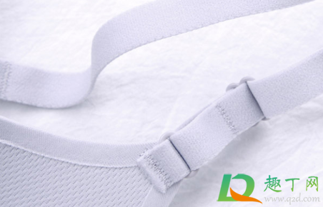 内衣空杯是什么样的(内衣有空杯)