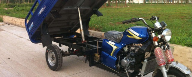 三轮摩托不能加大油门怎么办(摩托三轮加不上油门)