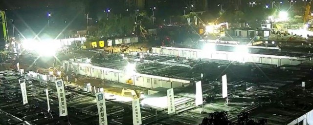 与时间争分夺秒的赛跑(争分夺秒,与生命赛跑)