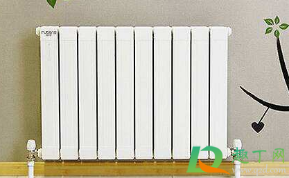 暖气片每年都要放气吗(暖气片每次供暖都需要放气吗)