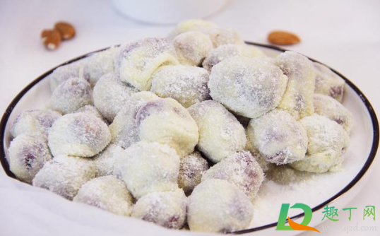 奶枣怎么做不粘手(奶枣做的时候粘手)