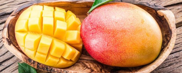 孕妇吃芒果注意事项(孕妇适不适合吃芒果)