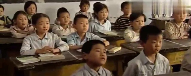 什么电视剧主人公叫小花？(有个电视剧里面叫小花的是什么)