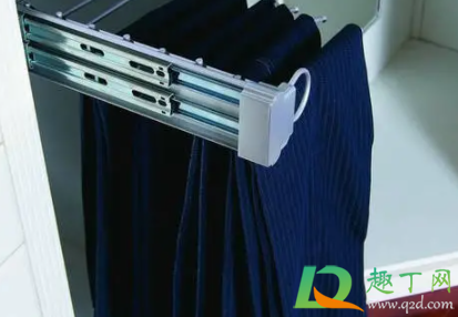 买哪种裤子不起皱(裤子容易皱很难看吗)