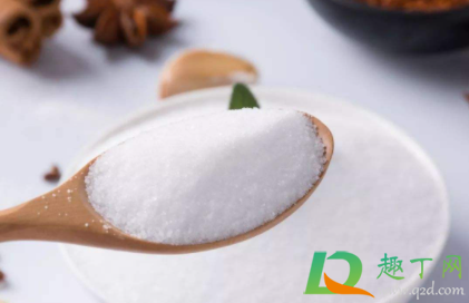 加盐的铁勺为什么容易生锈(铁勺子在盐罐里生锈了) 加盐的铁勺为什么容易生锈(铁勺子在盐罐里生锈了)