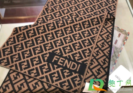 芬迪围巾是哪个国家的品牌(芬迪围巾哪个国家买便宜)