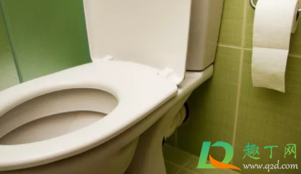 马桶洁厕灵的使用方法怎么用(洁厕灵如何使用)