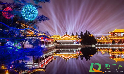 跨年要和什么人一起过(跨年在一起的人)