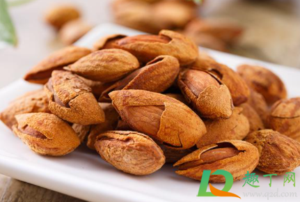 巴旦木买什么样的好(有的巴旦木特别便宜)